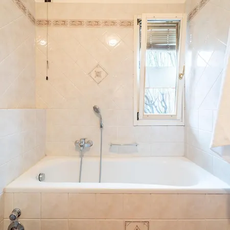 5 Min Dalla Stazione Poi Spazio E Comfort Appartement *